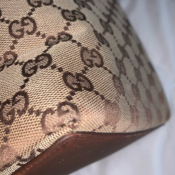 Gucci Beige and Brown GG Tote - Picture 4 of 16